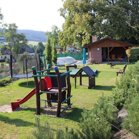 Penzion Jecminek Cervena Voda Exterior photo
